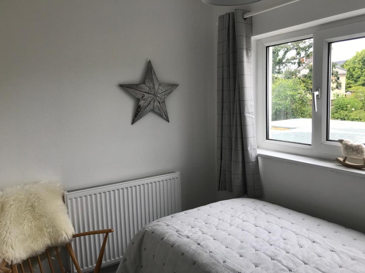 Starbuck Cottage Rudry Exterior photo